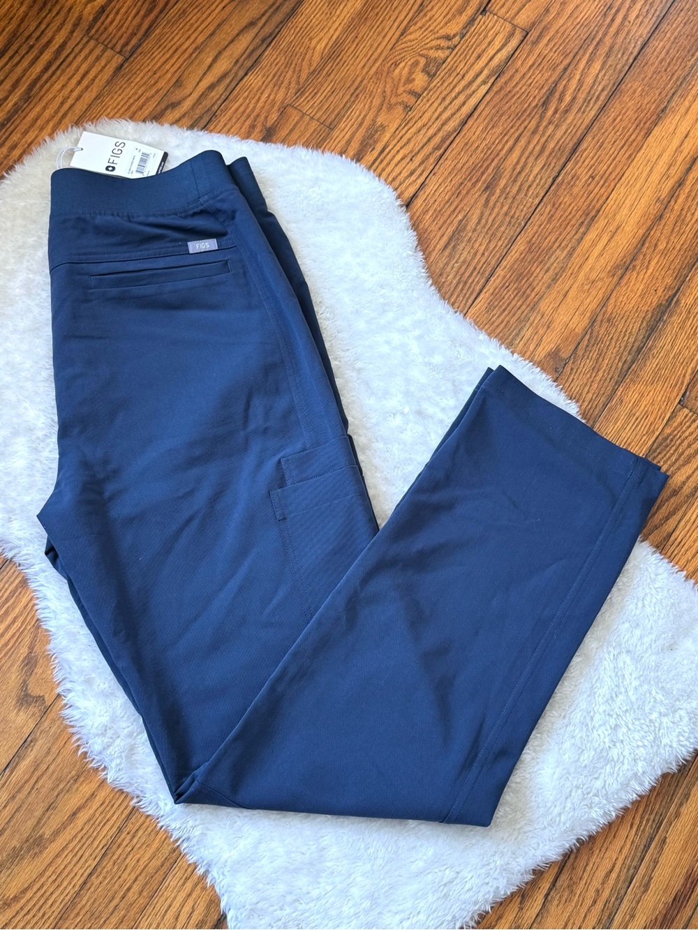 NWT FIGS Men's Axim 2.0 Cargo Scrub Pants Moisture-Wicking Dark Harbor Sz M